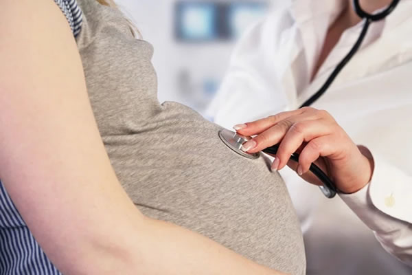 Veja como funciona o exame Amniocentese em mulheres grávidas!